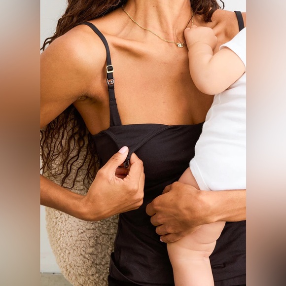 Hatch Tops - Hatch The 24/7 Nursing Tank Black Medium NWOT Nursing Maternity Postpartum Baby